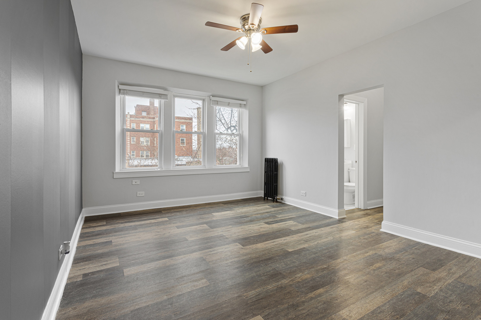 1608 W Sherwin Avenue 211