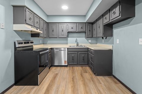 Tiny photo for 2501 Unit D 26th Avenue, Rock Island, IL 61201 (MLS # 12554343)