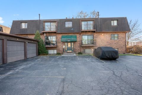 Tiny photo for 2501 Unit D 26th Avenue, Rock Island, IL 61201 (MLS # 12554343)