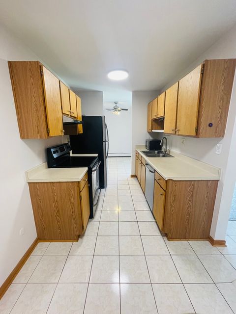 Tiny photo for 1806 Hemlock Place #204, Schaumburg, IL 60173 (MLS # 12623628)