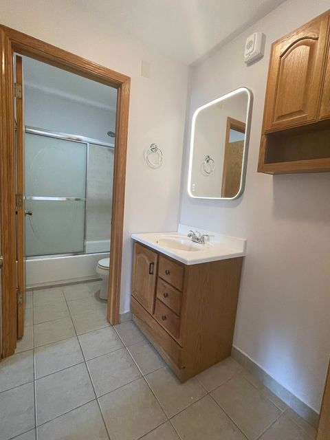 Tiny photo for 1806 Hemlock Place #204, Schaumburg, IL 60173 (MLS # 12623628)