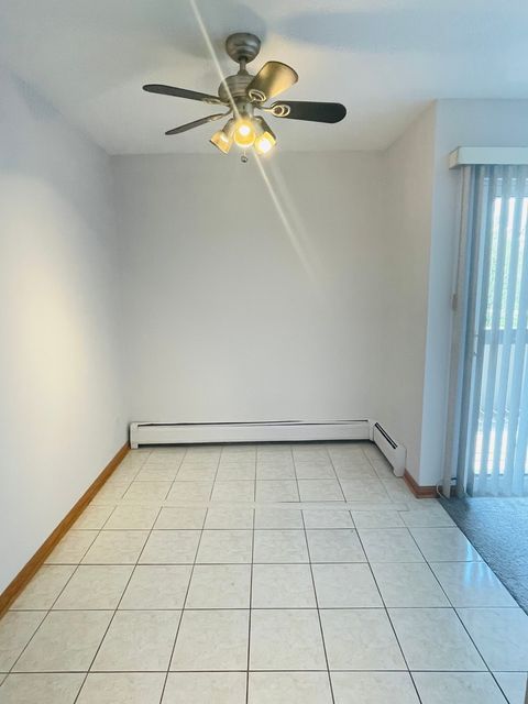 Tiny photo for 1806 Hemlock Place #204, Schaumburg, IL 60173 (MLS # 12623628)