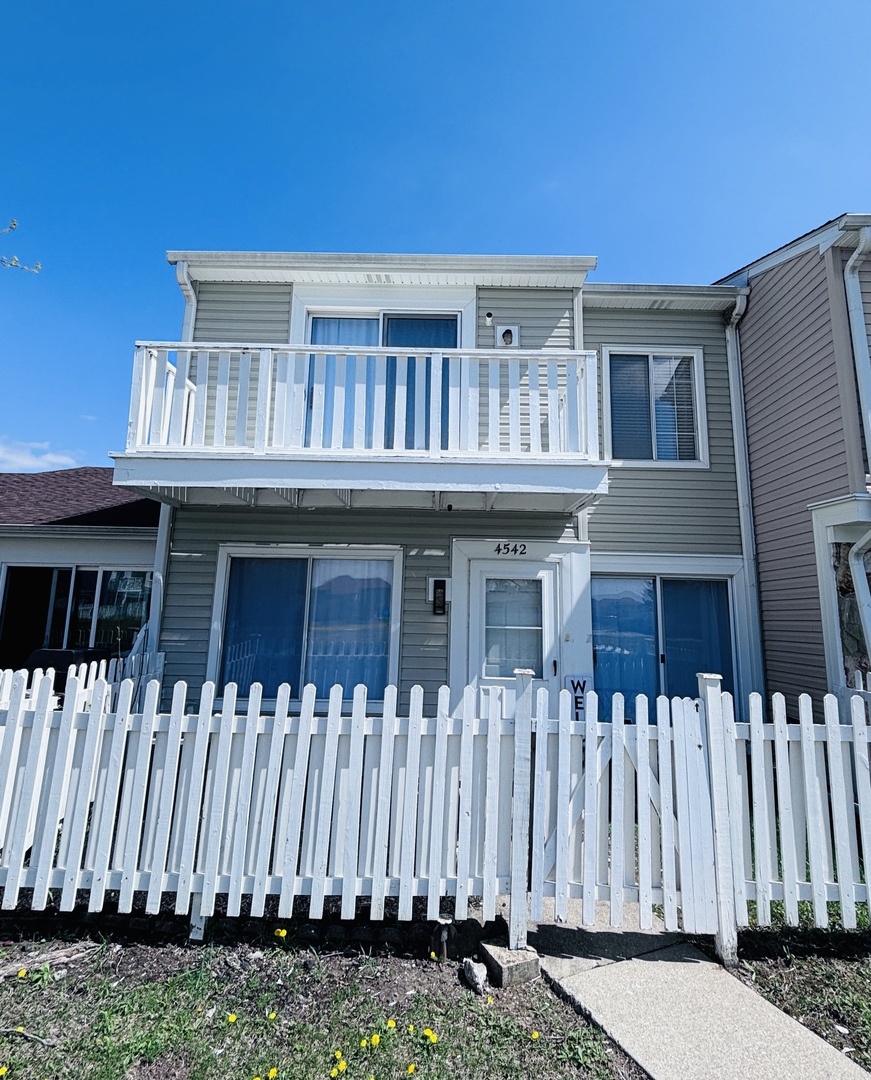 4542 Windsor Lane