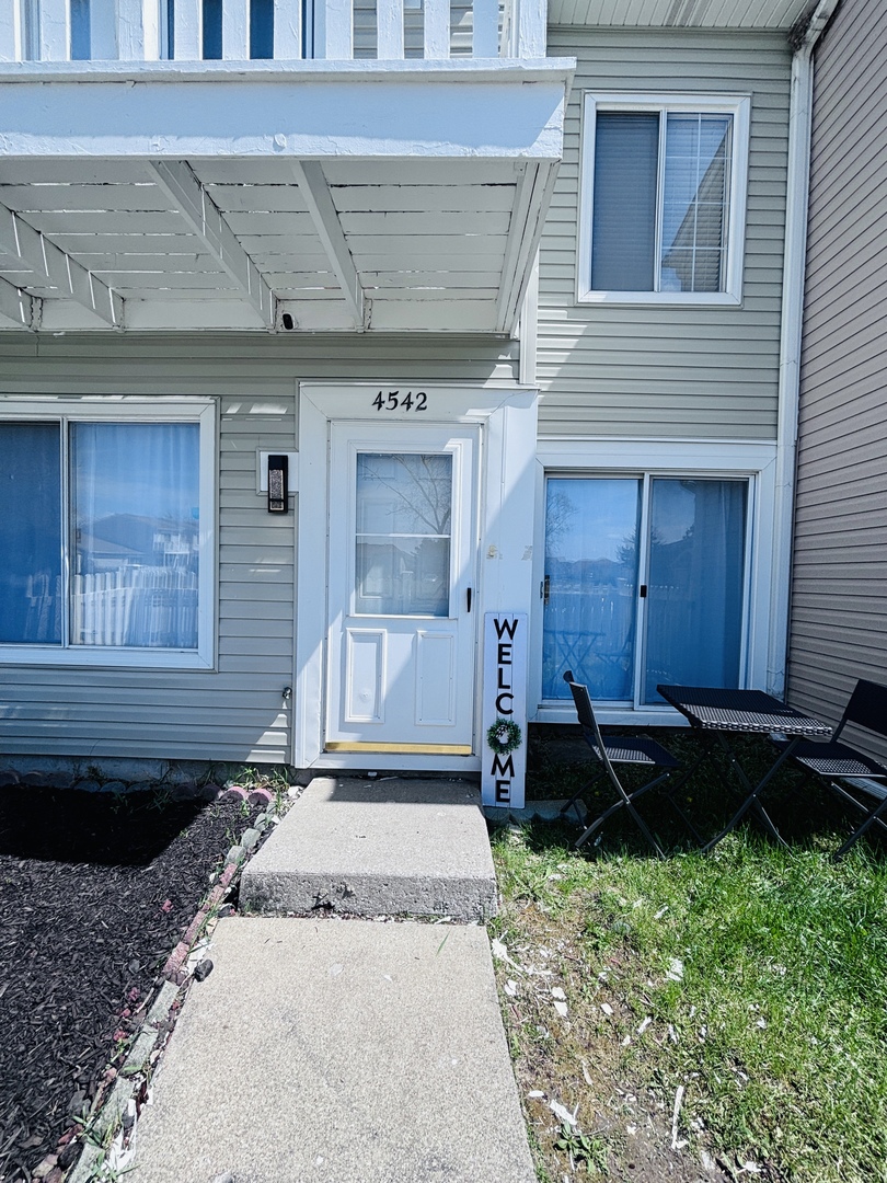4542 Windsor Lane