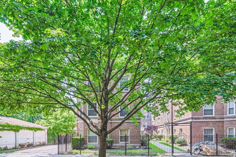 7316 N Honore Street 306 Chicago IL 60626