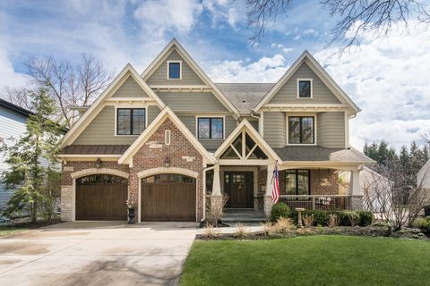 4529 Washington Street Downers Grove IL 60515