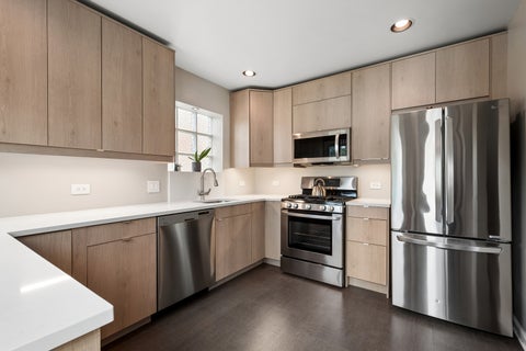 Tiny photo for 2916 W Fargo Avenue, Chicago, IL 60645 (MLS # 12767038)