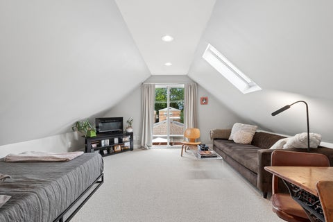 Tiny photo for 2916 W Fargo Avenue, Chicago, IL 60645 (MLS # 12767038)