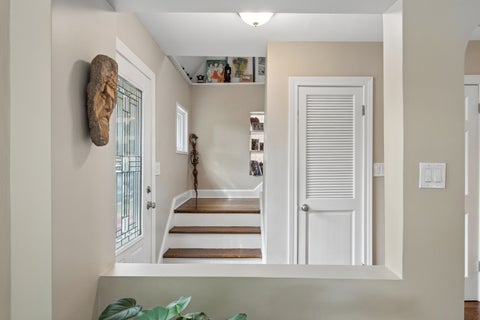 Tiny photo for 2916 W Fargo Avenue, Chicago, IL 60645 (MLS # 12767038)