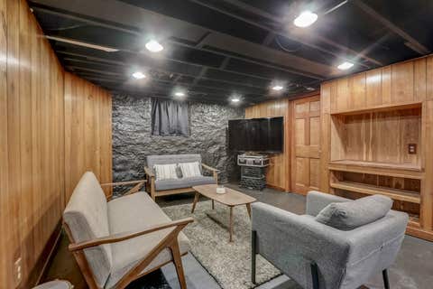 Tiny photo for 835 N Ellsworth Street, Naperville, IL 60563 (MLS # 12641959)