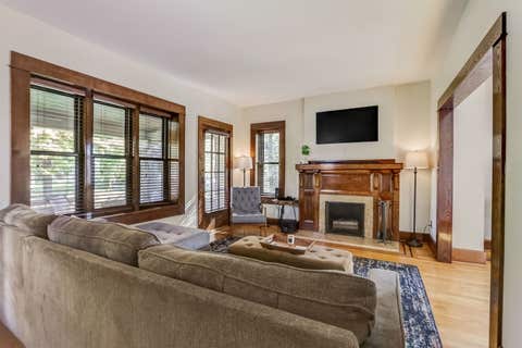 Tiny photo for 835 N Ellsworth Street, Naperville, IL 60563 (MLS # 12641959)