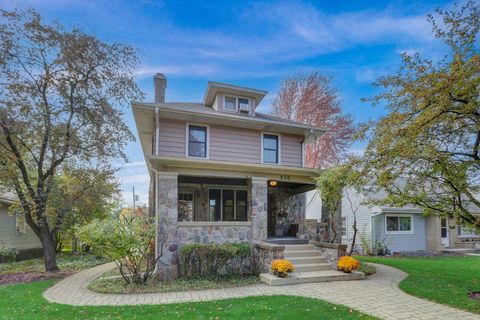 Photo of 835 N Ellsworth Street, Naperville, IL 60563 (MLS # 12641959)