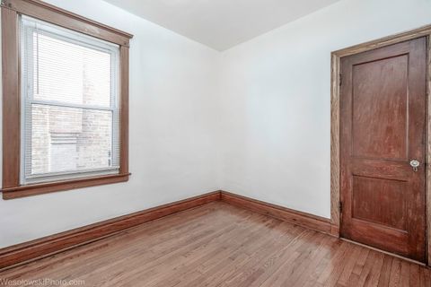 Tiny photo for 2340 Harvey Avenue, Berwyn, IL 60402 (MLS # 12528949)