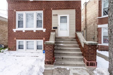 Tiny photo for 2340 Harvey Avenue, Berwyn, IL 60402 (MLS # 12528949)