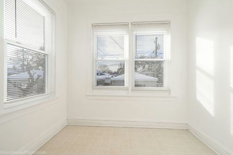 Tiny photo for 2340 Harvey Avenue, Berwyn, IL 60402 (MLS # 12528949)