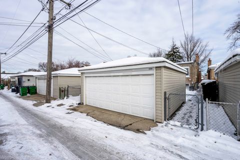 Tiny photo for 2340 Harvey Avenue, Berwyn, IL 60402 (MLS # 12528949)