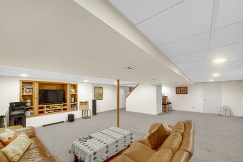 Tiny photo for 1940 Waverly Lane, Algonquin, IL 60102 (MLS # 12675809)