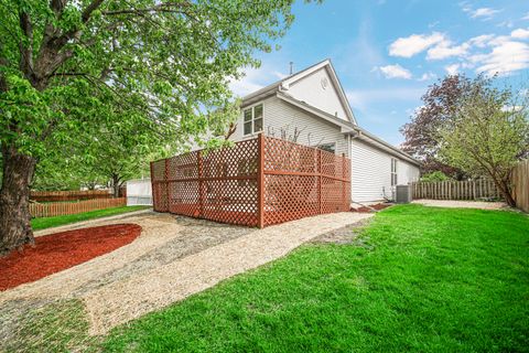 Tiny photo for 1940 Waverly Lane, Algonquin, IL 60102 (MLS # 12675809)