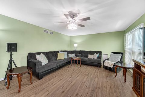 Tiny photo for 1940 Waverly Lane, Algonquin, IL 60102 (MLS # 12675809)