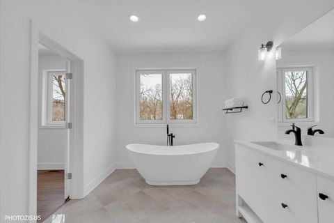 Tiny photo for 615 Harper Drive, Algonquin, IL 60102 (MLS # 12615697)