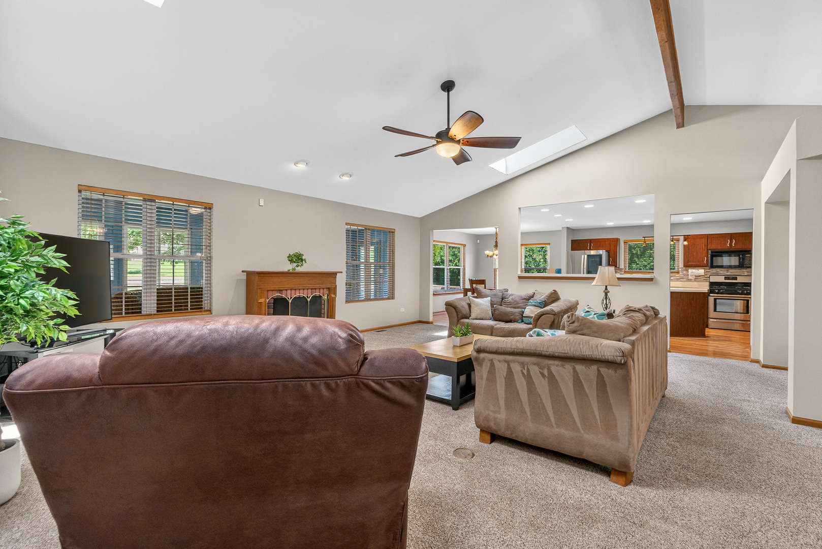 Properties 4 16946 Mohican Drive