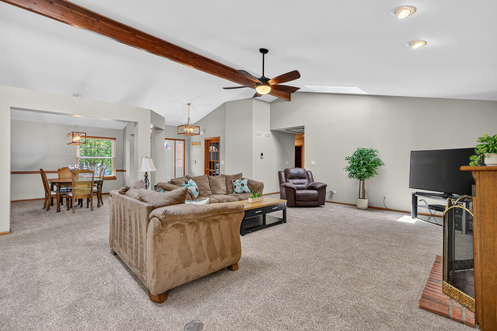 Properties 2 16946 Mohican Drive