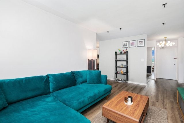 4250 N Marine Drive 2130