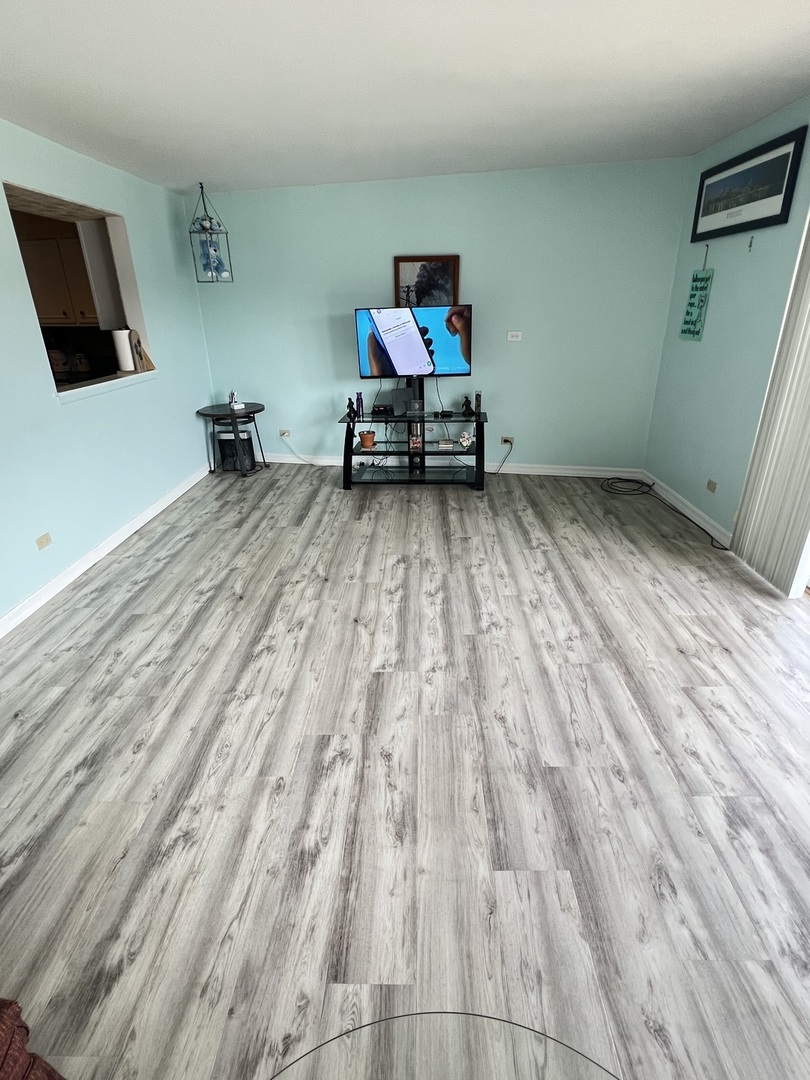 1030 S Fernandez Avenue 3N