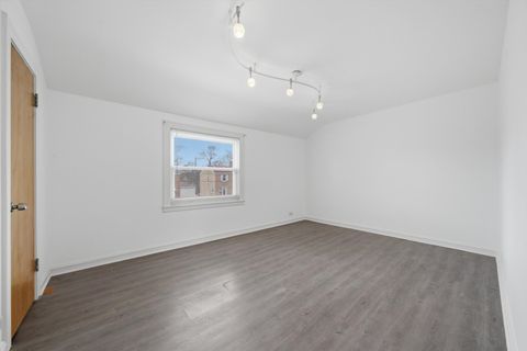 Tiny photo for 3941 N Mobile Avenue, Chicago, IL 60634 (MLS # 12566522)