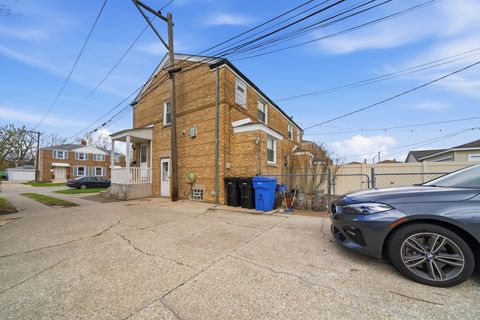 Tiny photo for 3941 N Mobile Avenue, Chicago, IL 60634 (MLS # 12566522)
