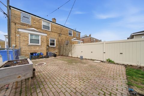 Tiny photo for 3941 N Mobile Avenue, Chicago, IL 60634 (MLS # 12566522)