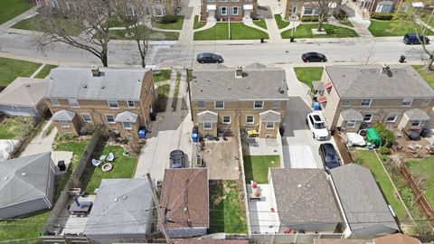 Tiny photo for 3941 N Mobile Avenue, Chicago, IL 60634 (MLS # 12566522)