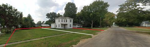 Tiny photo for 150 E Tanner Street, Waverly, IL 62692 (MLS # 12541927)