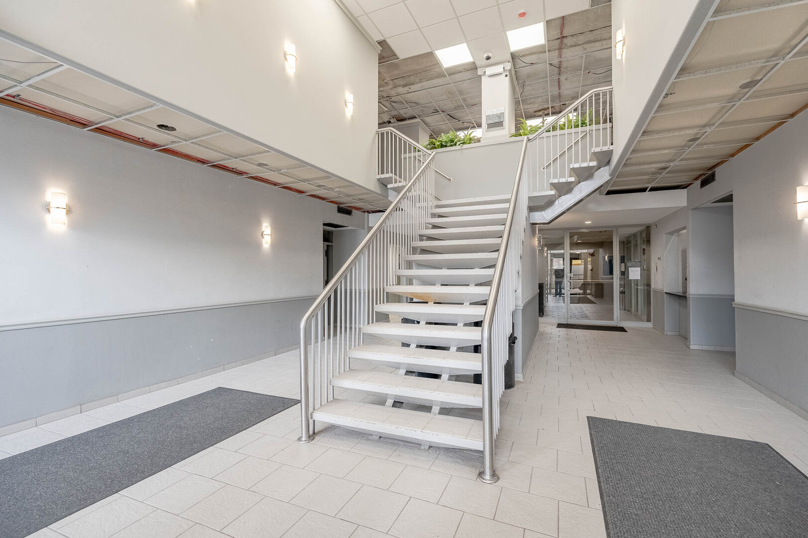 7234 W North Avenue 1005