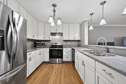 Tiny photo for 1613 Silverstone Drive #1613, Carpentersville, IL 60110 (MLS # 12630101)