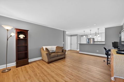 Tiny photo for 1613 Silverstone Drive #1613, Carpentersville, IL 60110 (MLS # 12630101)
