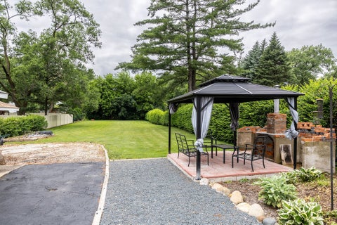 Tiny photo for 306 N Washington Street, Westmont, IL 60559 (MLS # 12678551)