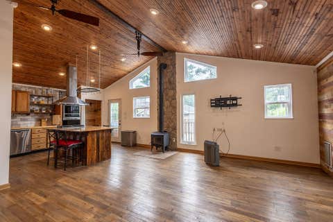 Tiny photo for 306 N Washington Street, Westmont, IL 60559 (MLS # 12678551)
