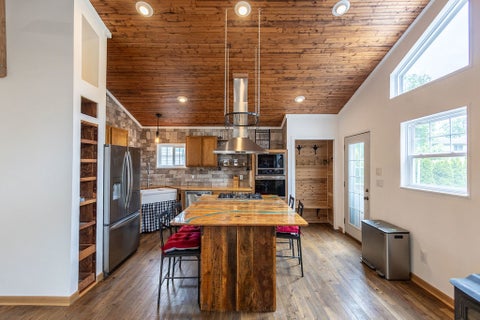 Tiny photo for 306 N Washington Street, Westmont, IL 60559 (MLS # 12678551)