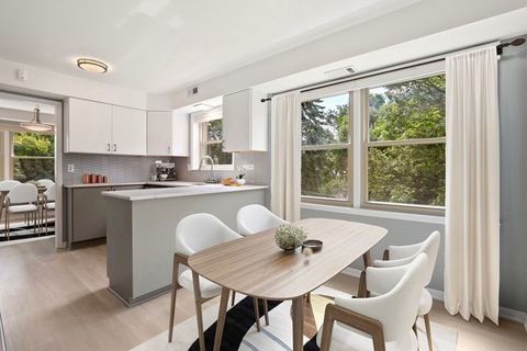 Tiny photo for 1535 Park Avenue #304, River Forest, IL 60305 (MLS # 12573647)