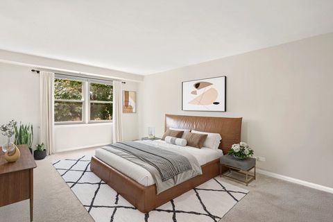 Tiny photo for 1535 Park Avenue #304, River Forest, IL 60305 (MLS # 12573647)