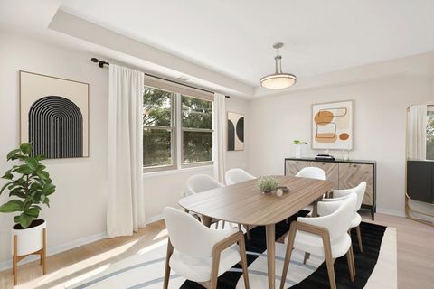 Tiny photo for 1535 Park Avenue #304, River Forest, IL 60305 (MLS # 12573647)