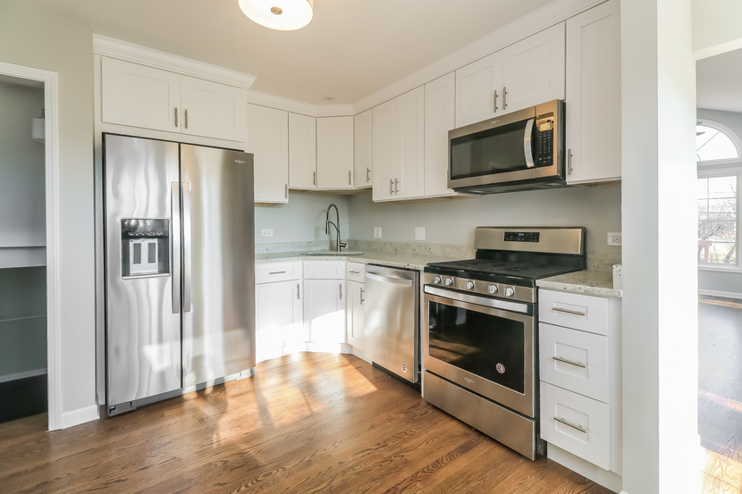 4343 Linscott Avenue