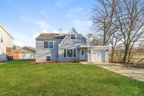 Photo of 4343 Linscott Avenue, Downers Grove, IL 60515 (MLS # 12518645)