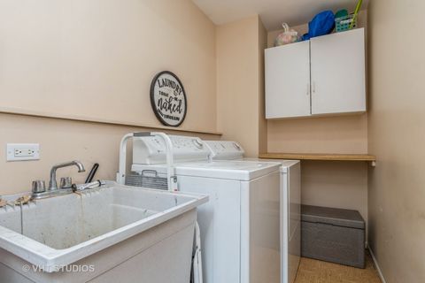 Tiny photo for 520 White Oak Road, Bolingbrook, IL 60440 (MLS # 12464750)