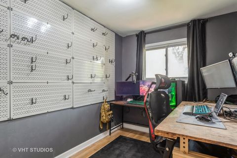 Tiny photo for 520 White Oak Road, Bolingbrook, IL 60440 (MLS # 12464750)
