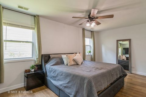 Tiny photo for 520 White Oak Road, Bolingbrook, IL 60440 (MLS # 12464750)