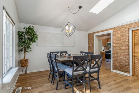 Tiny photo for 520 White Oak Road, Bolingbrook, IL 60440 (MLS # 12464750)
