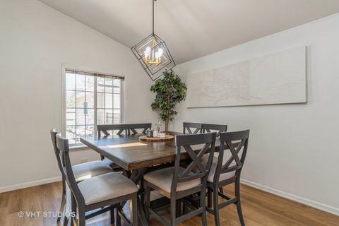 Tiny photo for 520 White Oak Road, Bolingbrook, IL 60440 (MLS # 12464750)