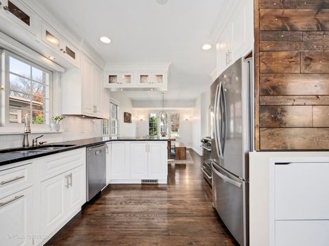 Tiny photo for 170 S FAIRVIEW Avenue, Elmhurst, IL 60126 (MLS # 12516323)